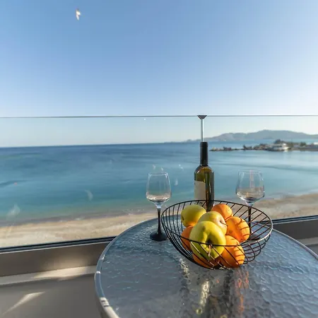 Elegant View Apartamento Charaki